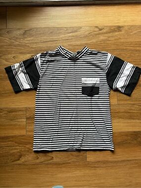 Vintage Common Threads Black White Striped Pocket Tee Y2K Skater size M